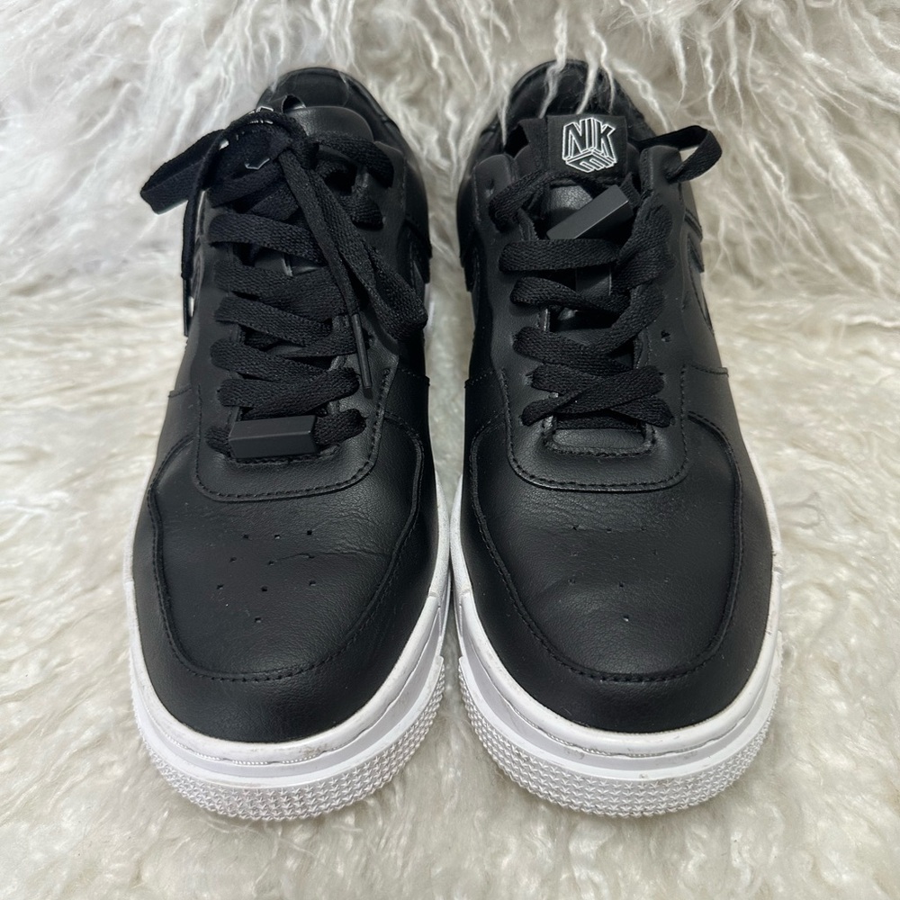 Nike Black and White Athletic Shoes